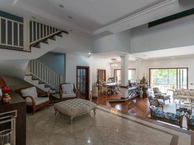 #CA3326 - Casa para Venda em Santana de Parnaíba - SP