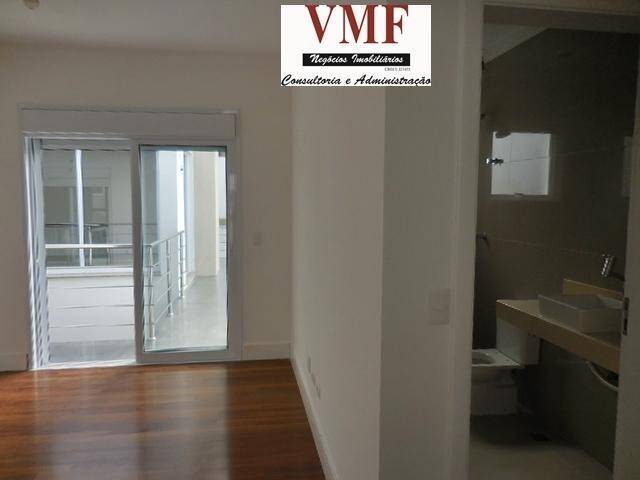 Casa para Venda em Santana de Parnaíba - 3