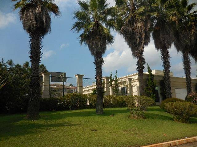 Casa para Venda em Santana de Parnaíba - 4