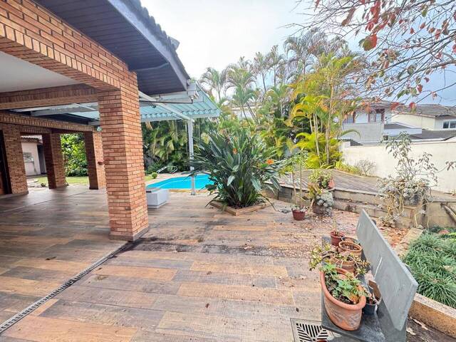 Casa para Venda em Santana de Parnaíba - 3