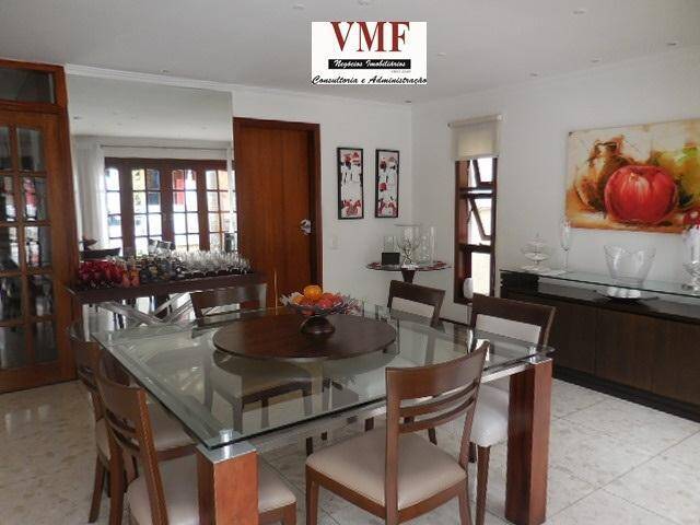 Casa para Venda em Santana de Parnaíba - 3