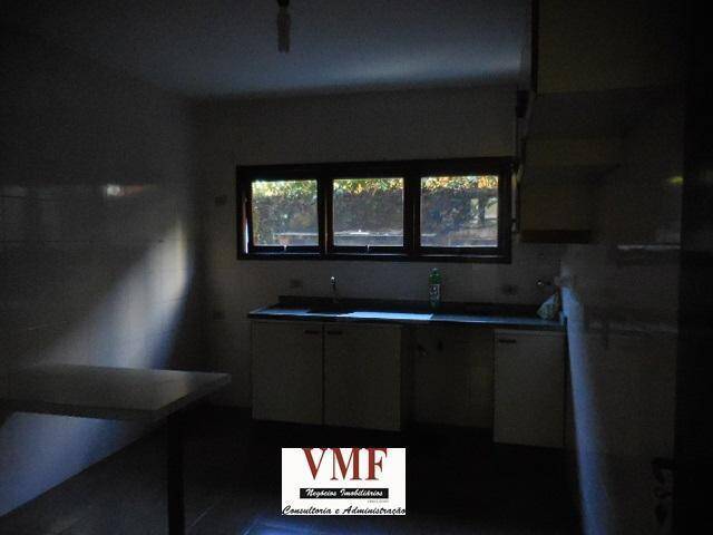 Casa para Venda em Santana de Parnaíba - 3