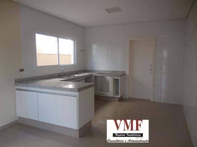 Casa para Venda em Santana de Parnaíba - 4