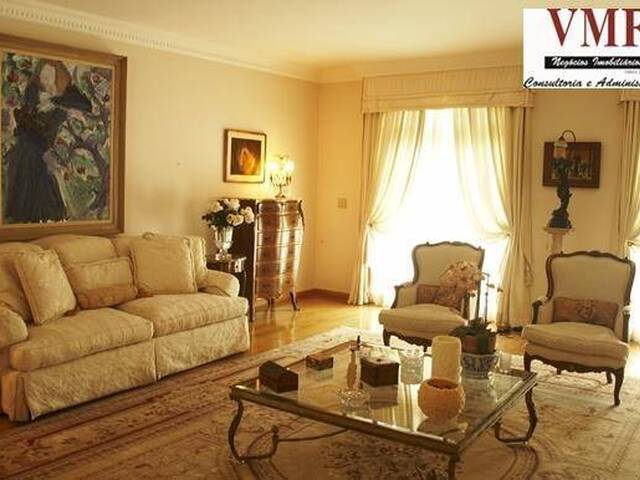 Casa para Venda em Santana de Parnaíba - 3