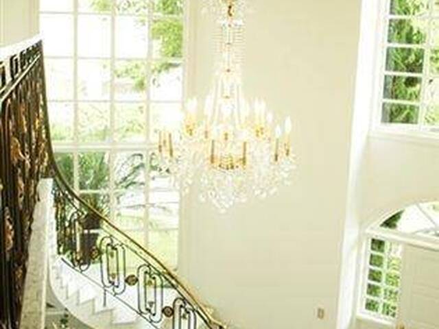 Casa para Venda em Santana de Parnaíba - 4