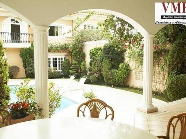 Casa para Venda em Santana de Parnaíba - 5