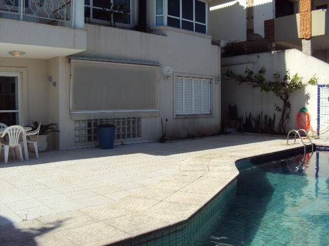 Casa para Venda em Santana de Parnaíba - 3