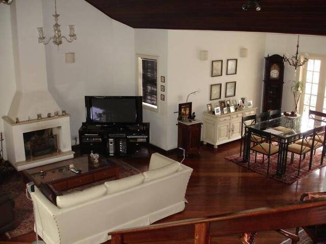 Casa para Venda em Santana de Parnaíba - 5