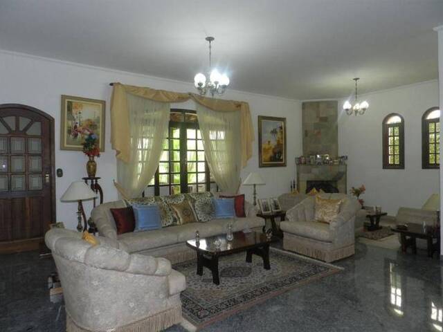 Casa para Venda em Santana de Parnaíba - 2