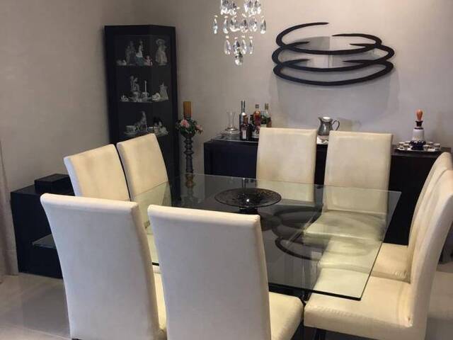 Apartamento para Venda em Santana de Parnaíba - 4