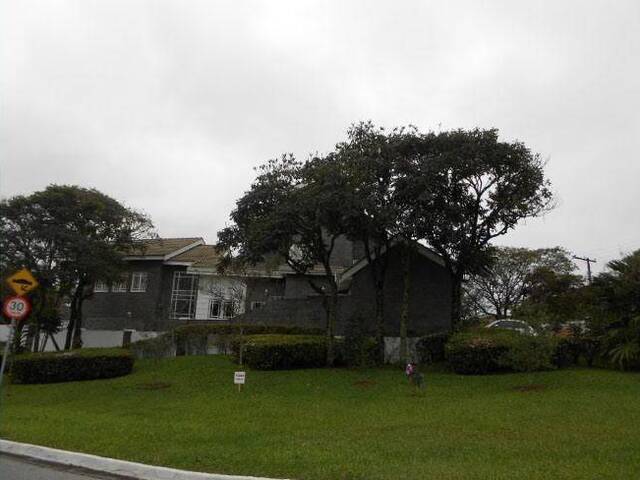 Casa para Venda em Santana de Parnaíba - 3