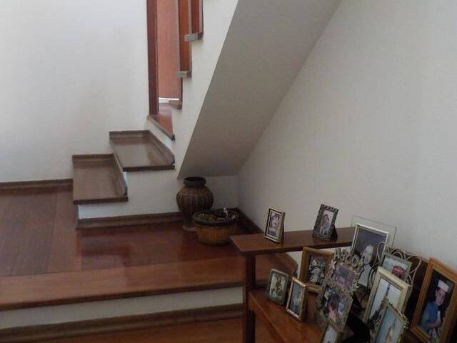 Casa para Venda em Santana de Parnaíba - 3