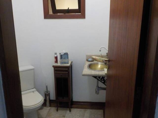 Casa para Venda em Santana de Parnaíba - 5